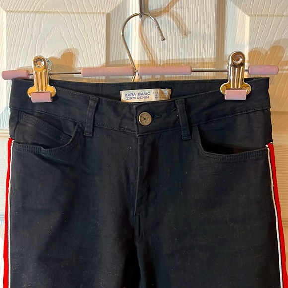 Zara jeans stretchy black with red stripe down side size 4 NWOT - Picture 6 of 6